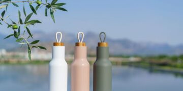 Tren Jajan Bawa Wadah Sendiri Kembali Viral: Gaya Hidup Guna Ulang yang Kian Diminati